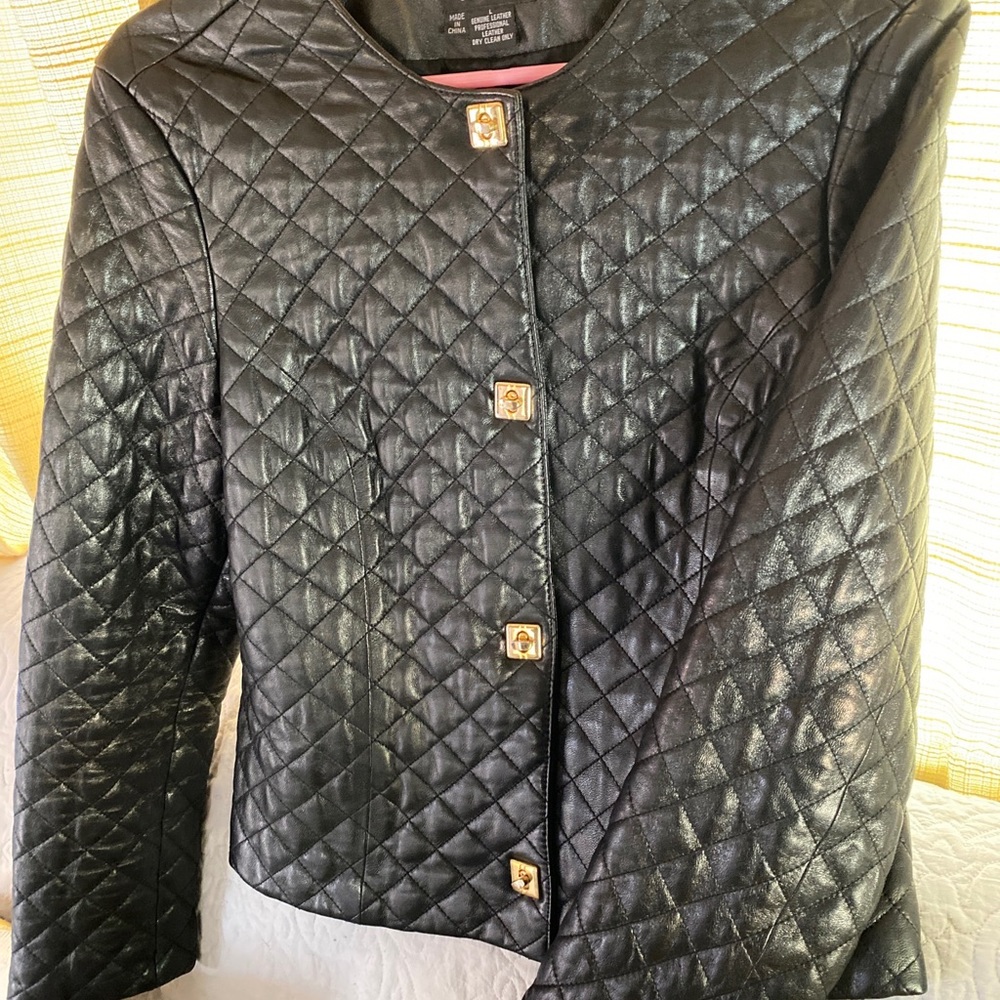 Genuine leather jacket excellent condition - Picture 4 of 4